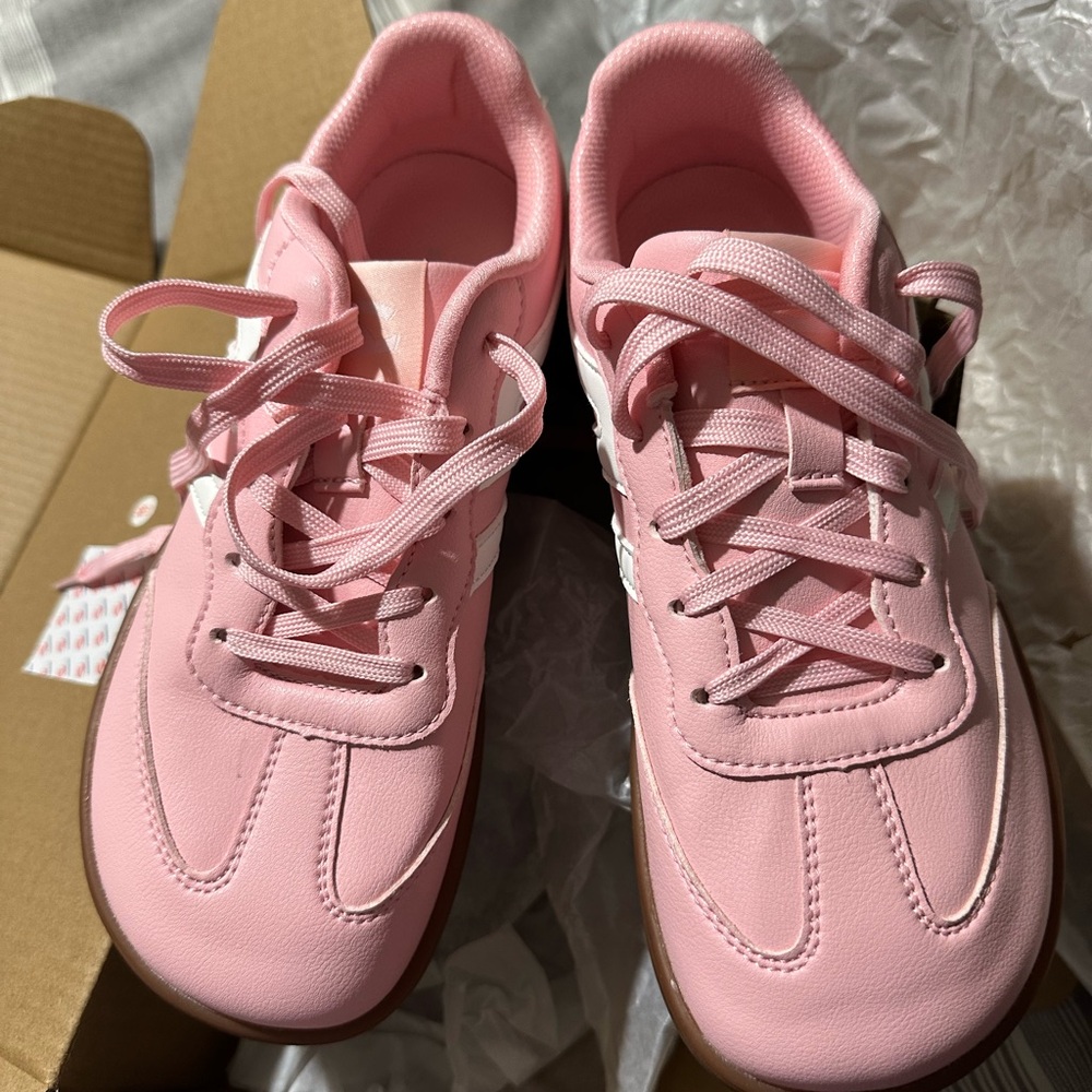 Pink Athletic Shoes for Women
